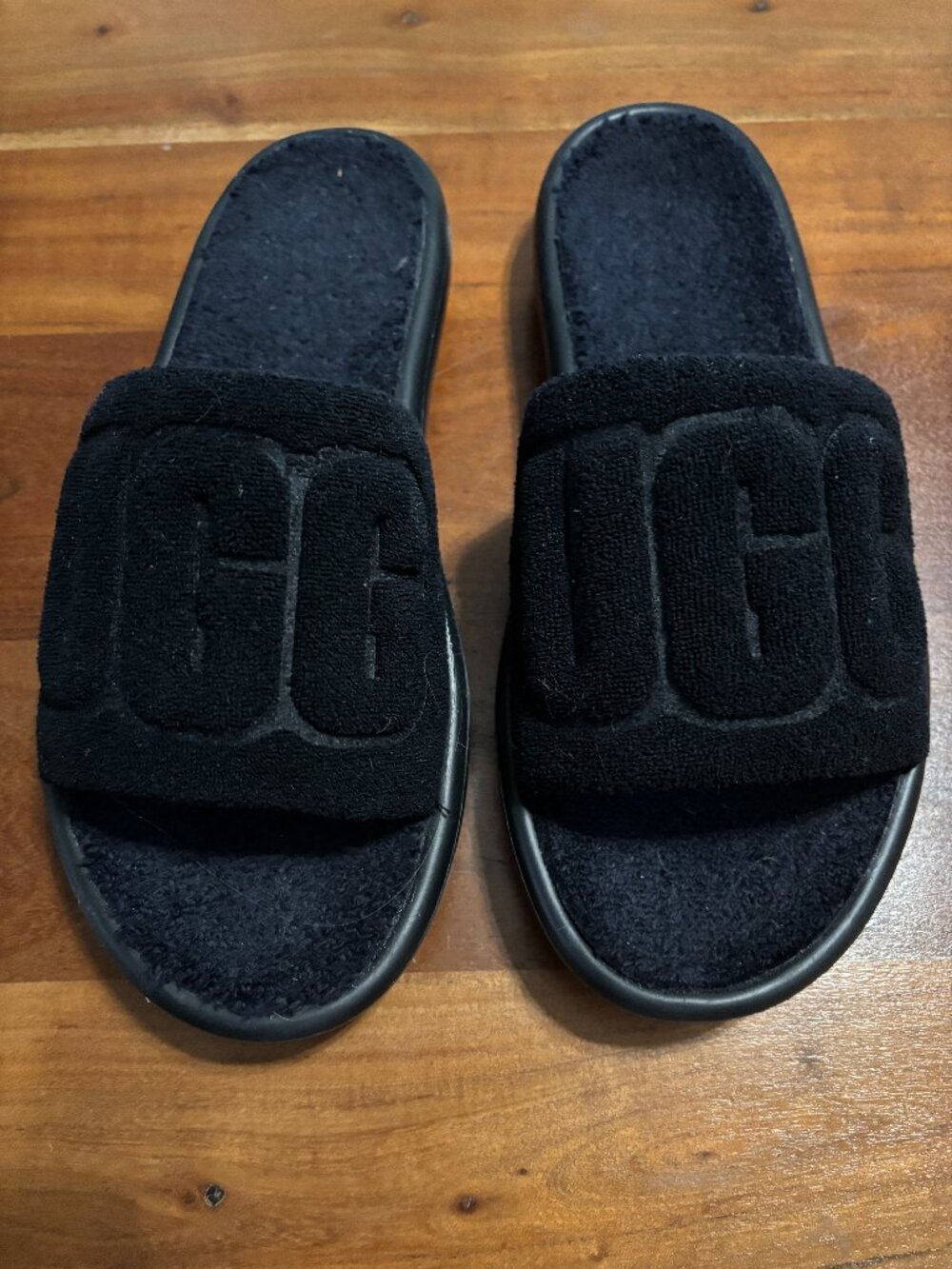 Ugg Women's Maxi Black Terrycloth Slip On Shoes, 8